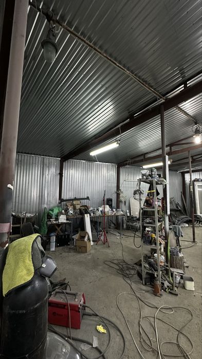 Продаж  виробництва  з землею 1 га