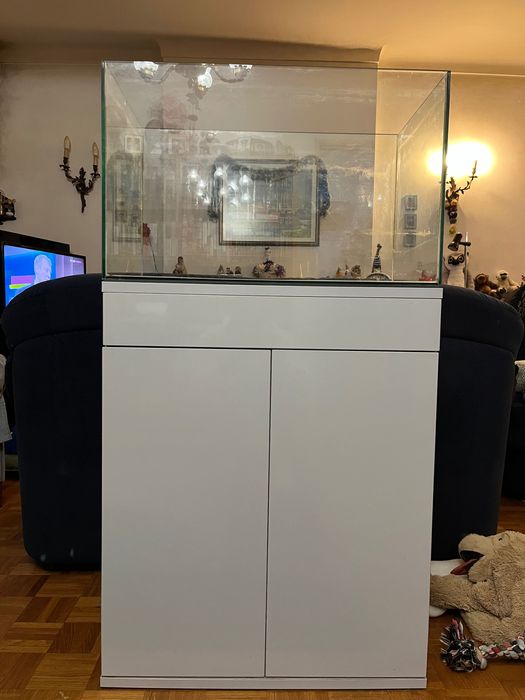 Aquário + móvel à medida
