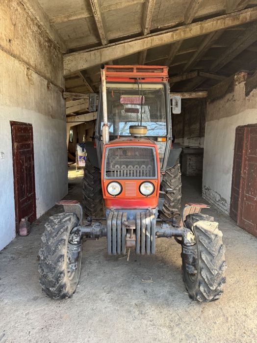 Трактор ЮМЗ 8240; МТЗ 82, 920