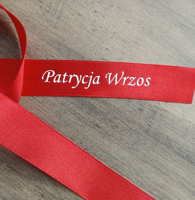 Winietki wstążki personalizowane na kieliszki imiona gości wesele