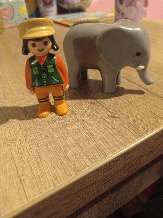 Playmobil opiekunka i słoń