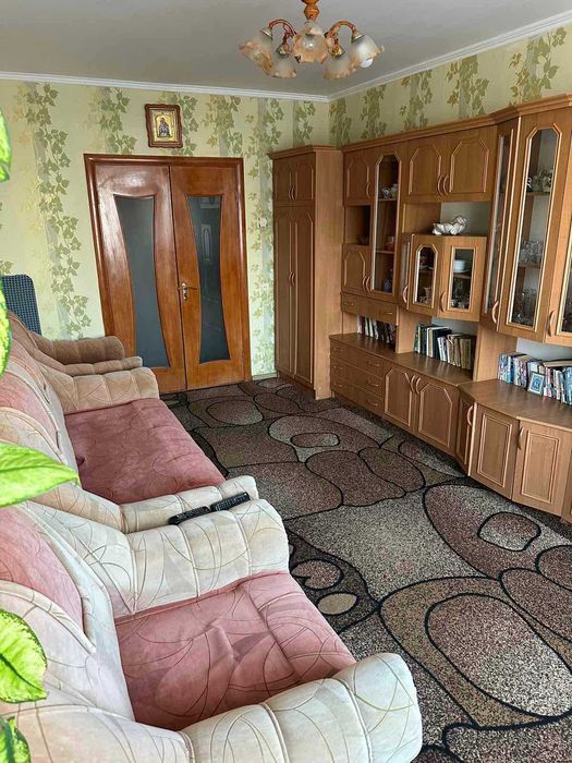 5-кімнатна квартира