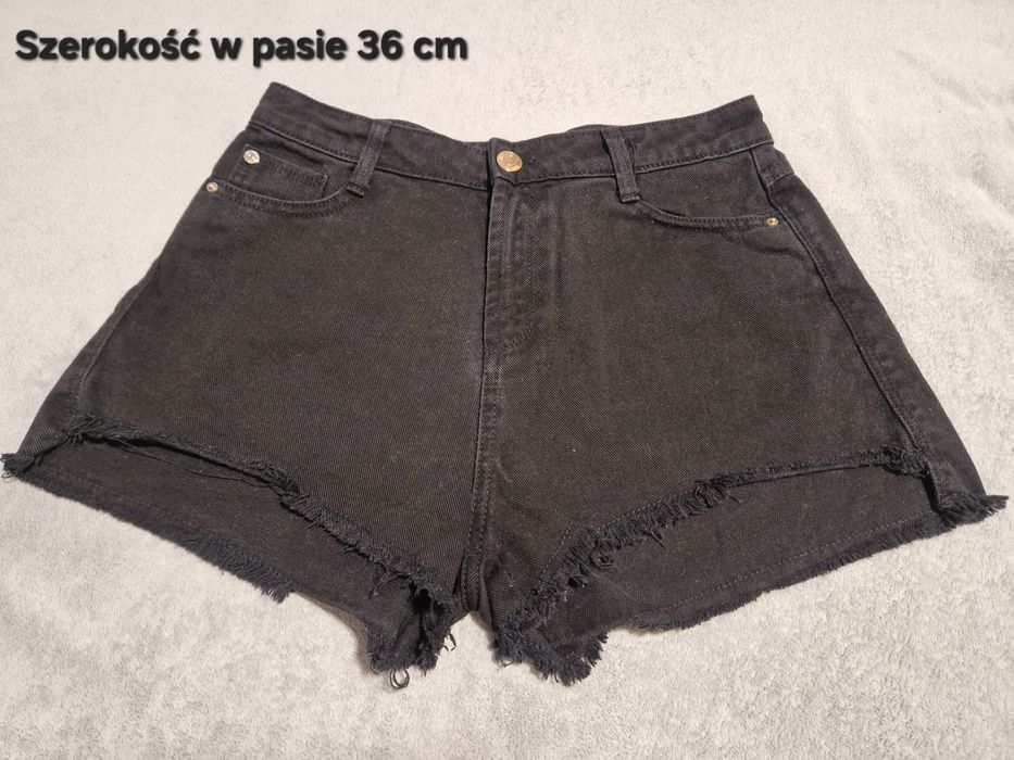 Krótkie spodenki Stradivarius roz 36