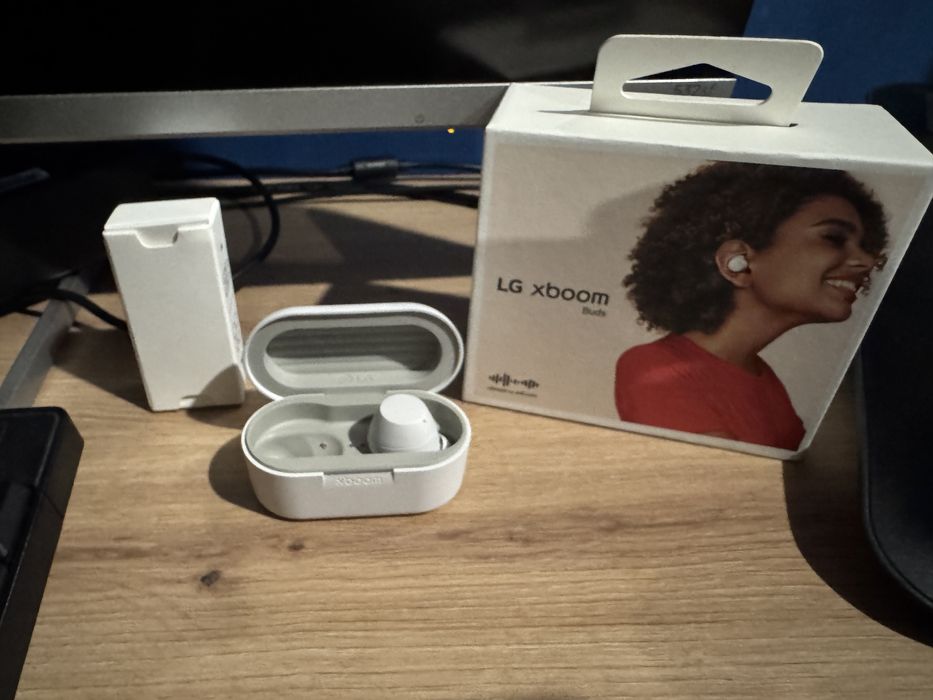 Auriculares LG XBoom Buds TWS - Como Novos!