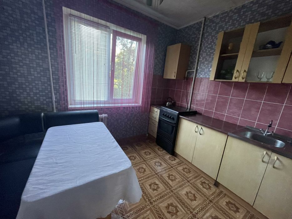 ТисячкаАртемСонячнийСонячнаГалерея Ювілейна,2 і 5 лікарня,доба,погодин