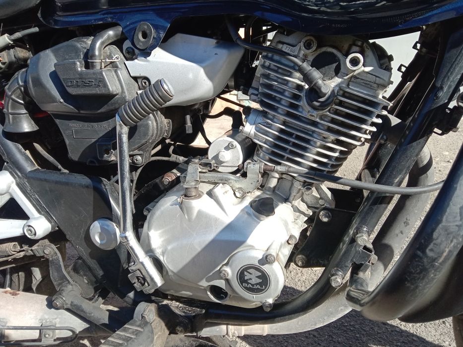 Продам Bajaj v15