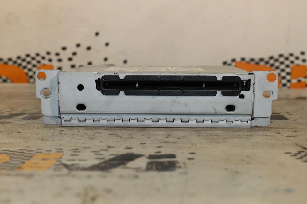 Rádio / auto-rádio BMW 1 (F20)
