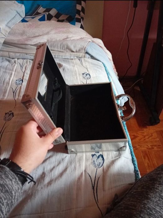 Caixa de maquilhagem