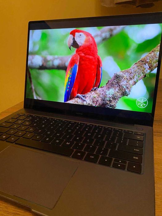 laptop HUAWEI MateBook D14 — stan bardzo dobry!