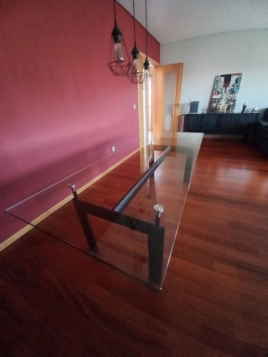 Mesa Design Le Corbusier Lc6 em Metal e Vidro Temperado