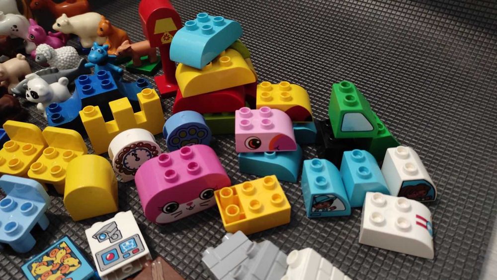 Lego Duplo лего дупло оригінал фігурки тварини звірі кубики пластини