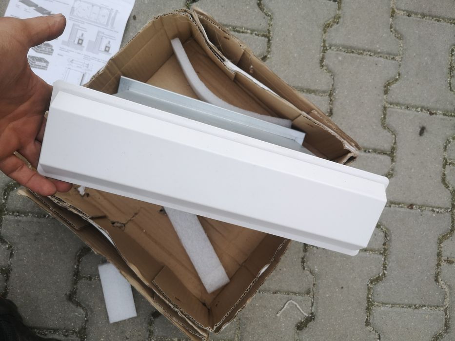 Nawietrzak darco regulowany prostokątny nowy