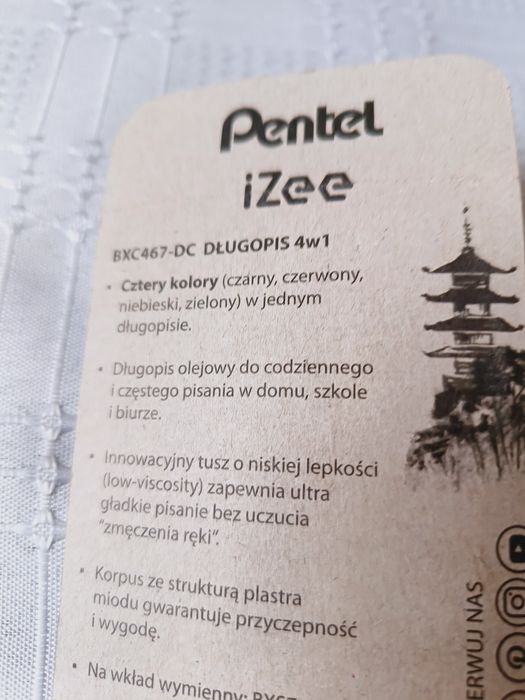 Długopis Pentel, cztery kolory, dwa wkłady gratis