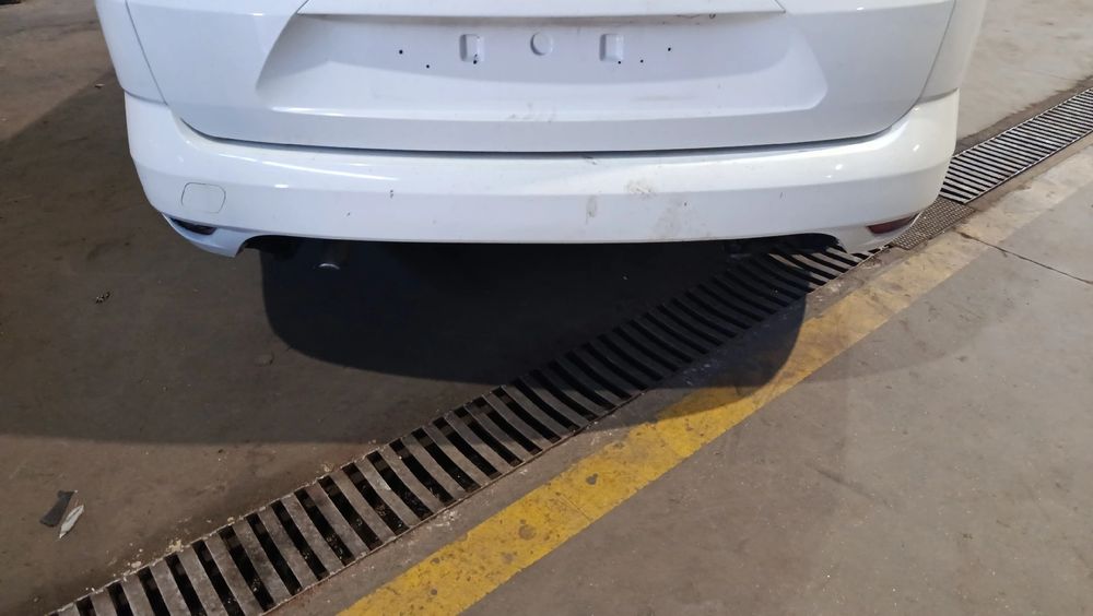 Pára-choques trás RENAULT Megane IV (B9A/M_)