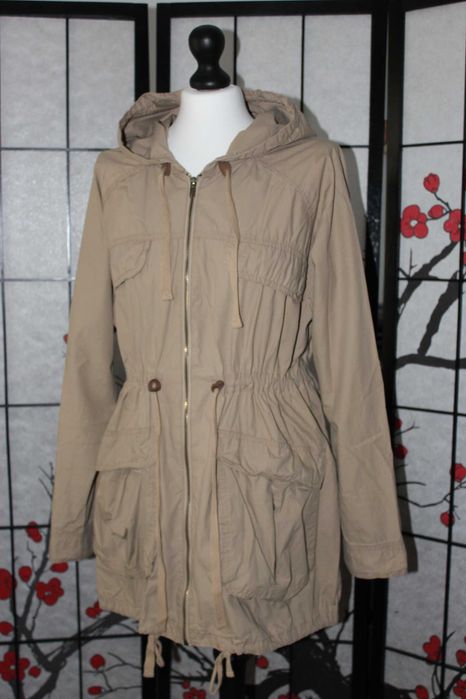 kurtka parka młodzieżowa beżowa piaskowa oversize Cubus 42