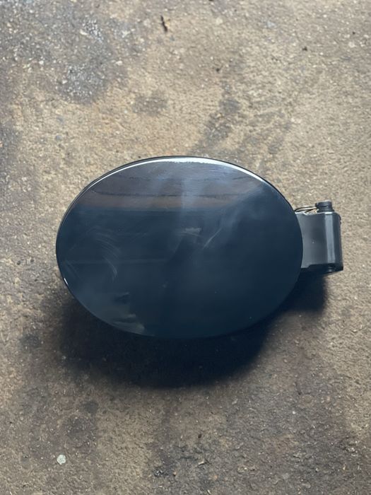 Лючок бензобака jeep cherokee kl 2018 2019 2020 2021 2022