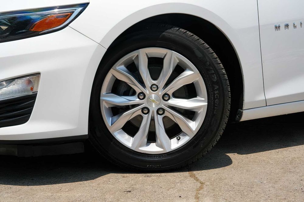 Chevrolet Malibu      2020