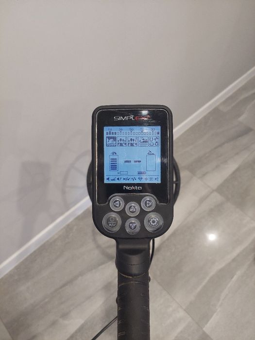 Wykrywacz metali Nokta Makro Simplex+ / Słuchawki