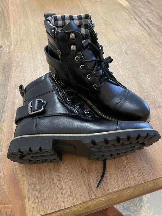 Botas pretas novas 39-40