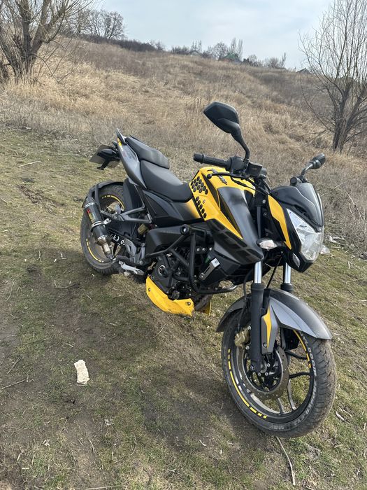 Баджадж пульсар нс 200