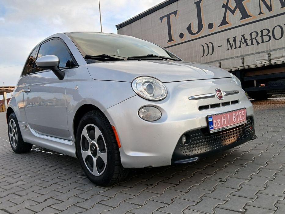 Продам Fiat 500e 2013