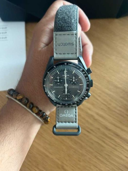 Omega x Swatch SO33A100 – Kosmiczna Technologia