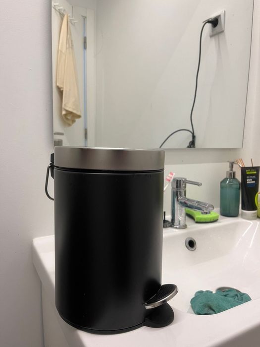 Caixote pequeno lixo Ikea