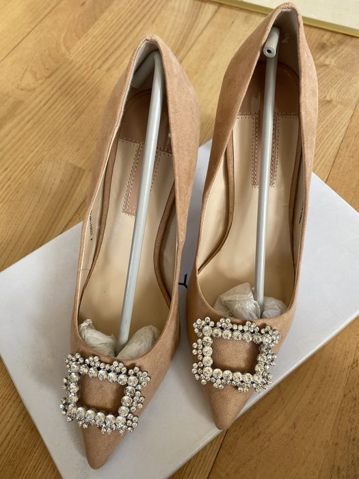 Buty czółenka na obcasie 37