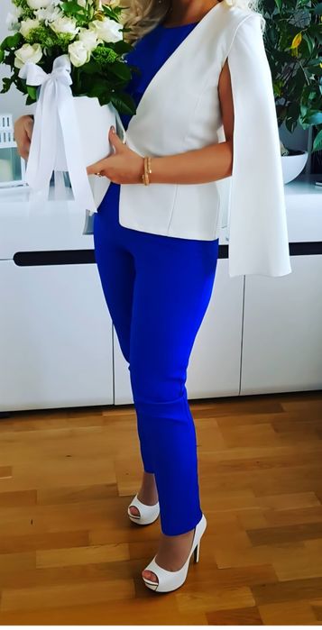 Chabrowy kombinezon.