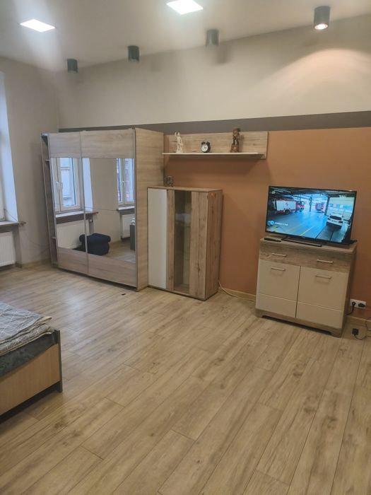 Wynajmę pokoj w kamienicy