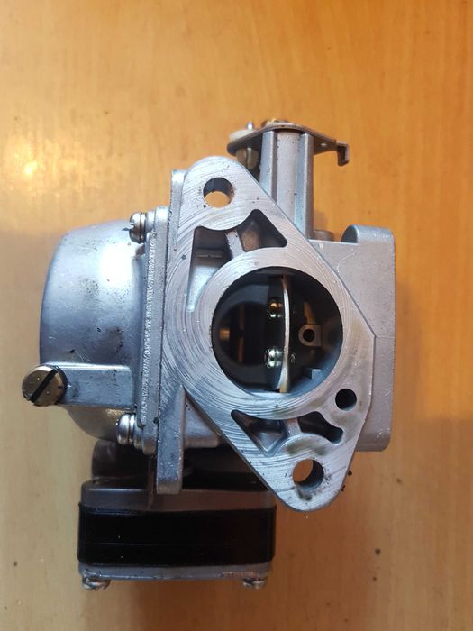 Gaznik do silnika Mercury 4-5Km