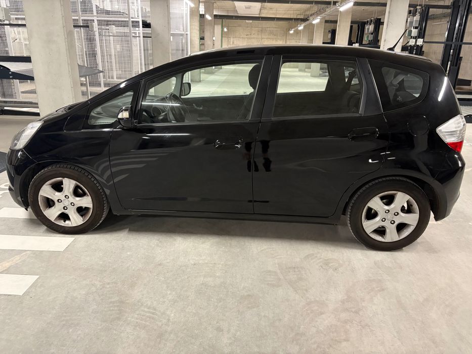 Honda Jazz 2009 em excelente estado de conservação
