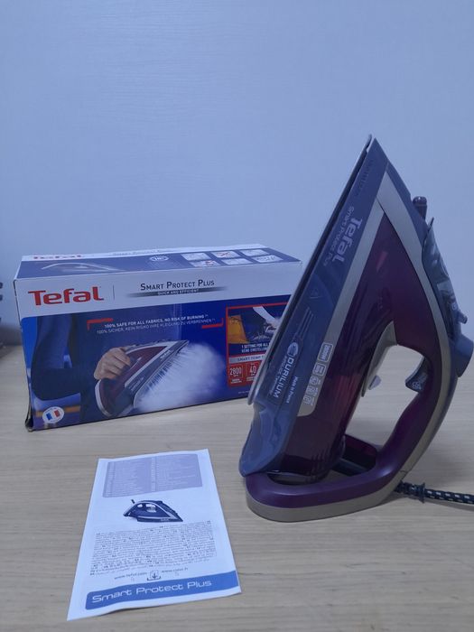 Праска з парою Tefal Smart Protect Plus FV6870