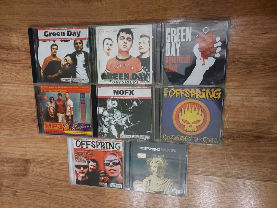 Продаються різні CD та MP3 диски