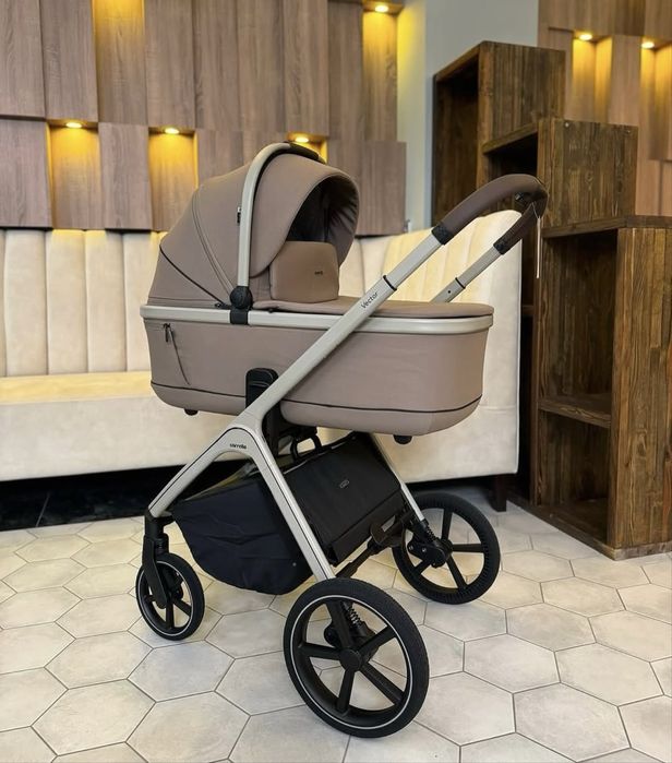 Універсальна коляска Carrello Vector 2 в 1.