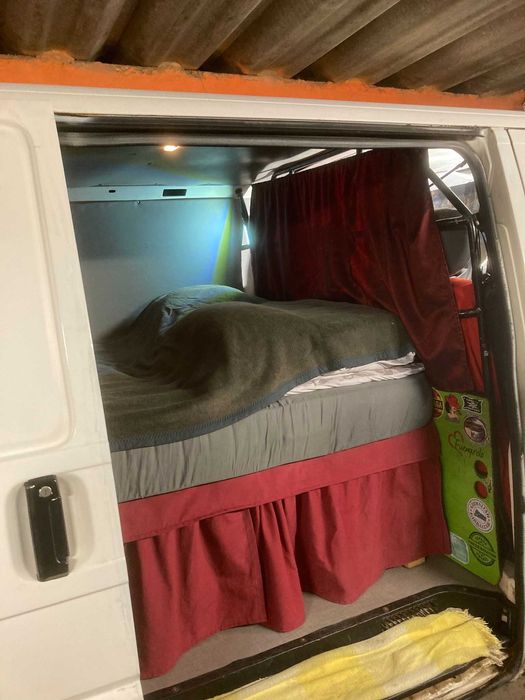 VW T4 Van Com Cama/With Bed