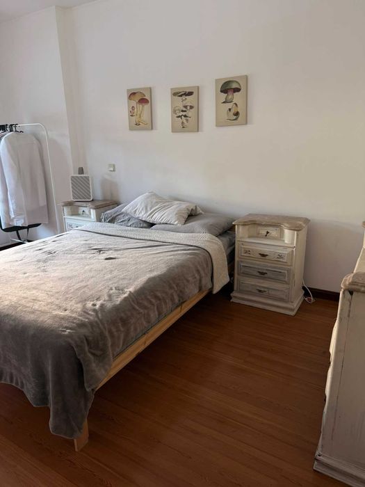 Cama de casal Ikea + colchão