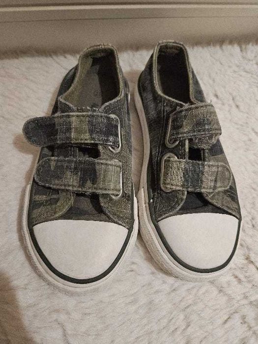 Trampki buty chłopięce