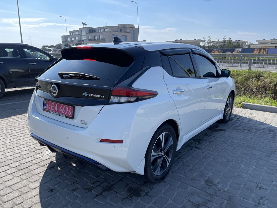 Nissan leaf 62 квт