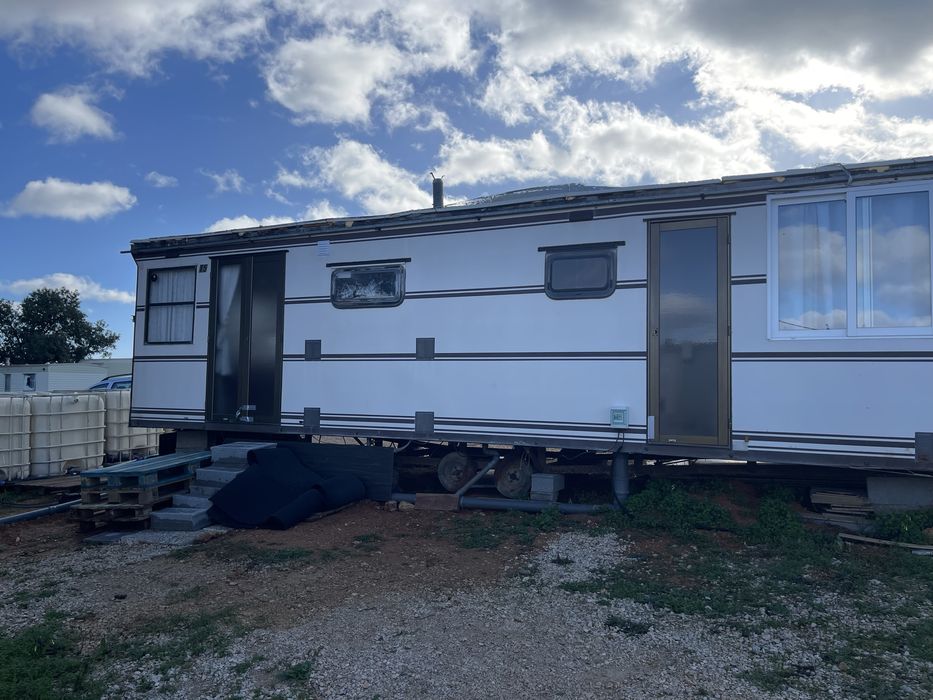Alugar T2 Casa Móvel — Rent 2-Bedroom Mobile Home entrada imediata