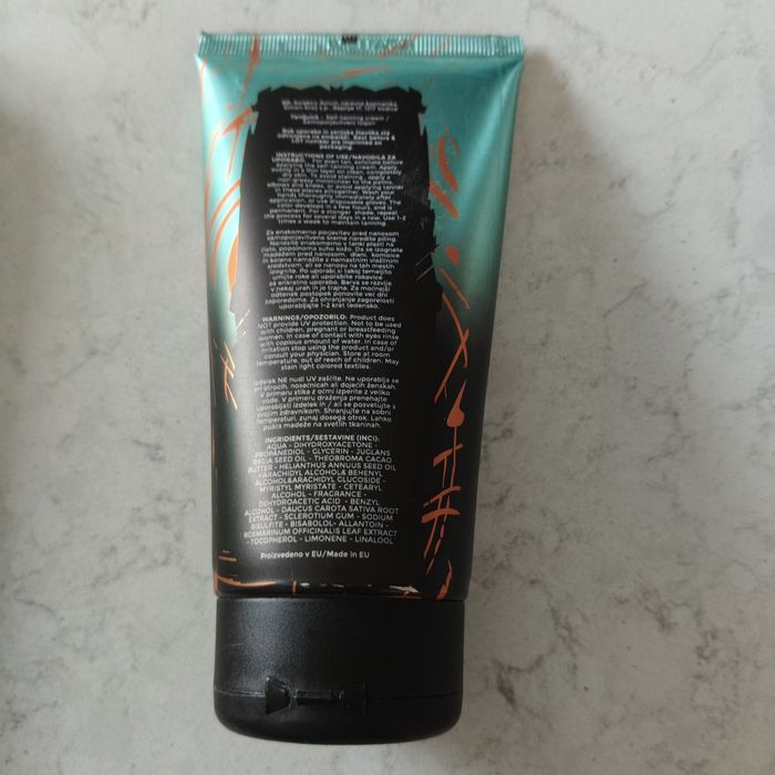 Samoopalacz pięknie pachnie kremowy naturalna opalenizna