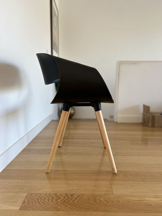 Cadeiras sala de jantar estilo escandinavo