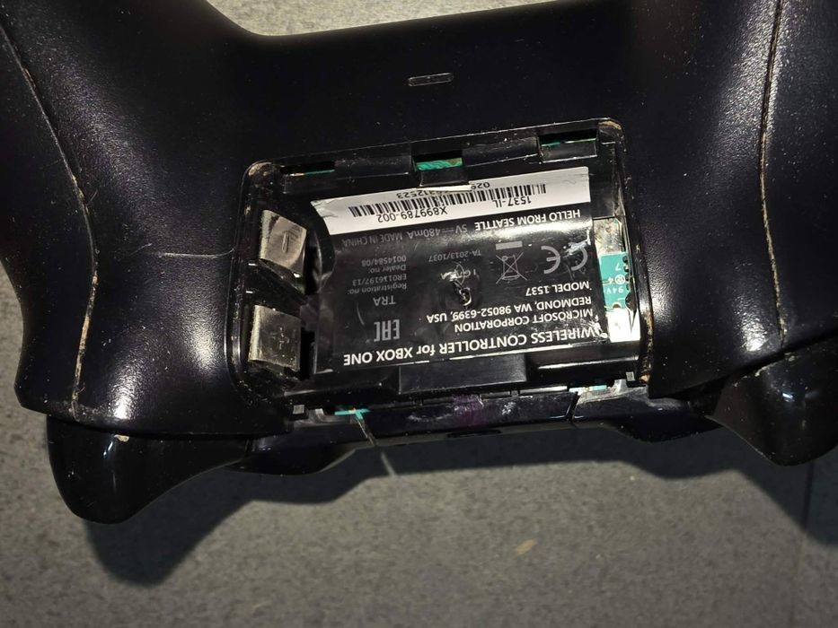 Pad Xbox one uszkodzony