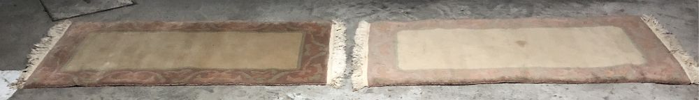 2 Oriental Rugs from Nepal, Beige and Pink, 100% Wool, Excellent Condition