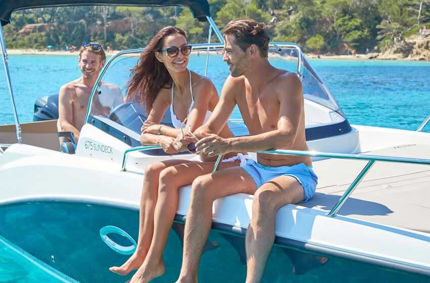 QUICKSILVER ACTIV 675 SUNDECK com MERCURY 150 XL EFI FourStroke