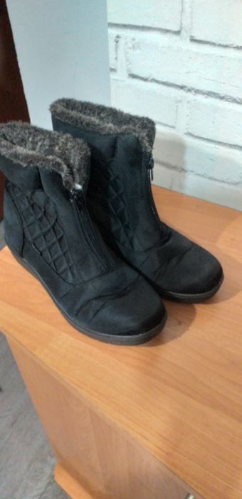 Botki damskie na płaskim