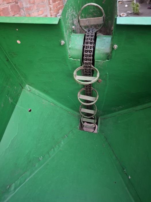 Картоплесаджалка однорядна