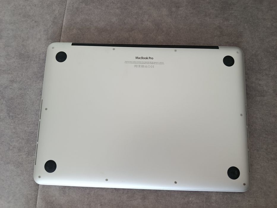 Apple MacBook Pro 13" Retina (Model A1502)