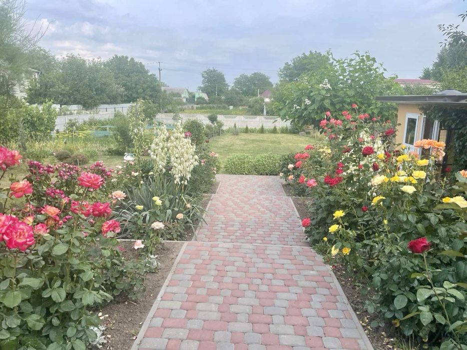 Продаж будинку з терасою, держпрограми - так!