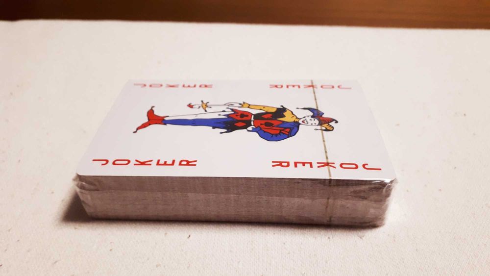 Baralho de cartas novo selado, BAIXA DE PREÇO!